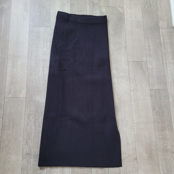 American Eagle Outfitters black knit maxi skirt with thigh slit XXS - Picture 1 of 7